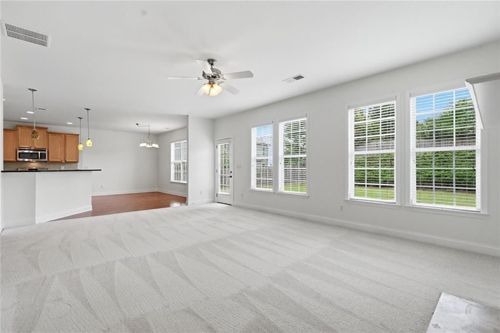 Building Photo - 3320 Pebble Ridge Ln