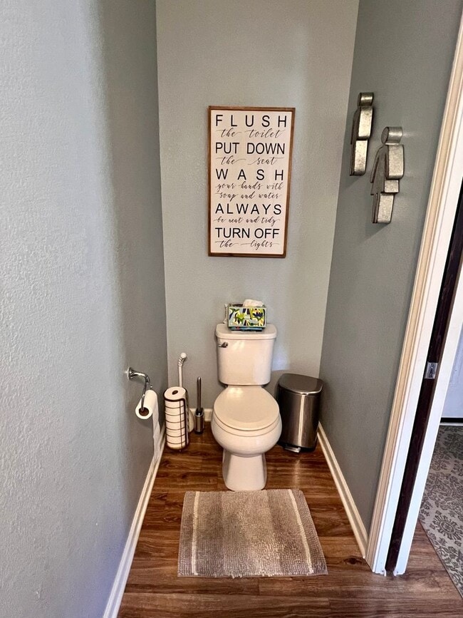 Building Photo - Menomonee Falls Single Family Home for Rent!