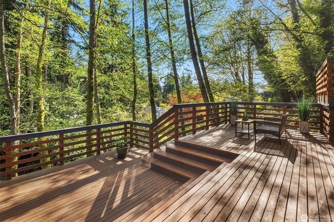 Building Photo - 3bd/2.25ba Edmonds House