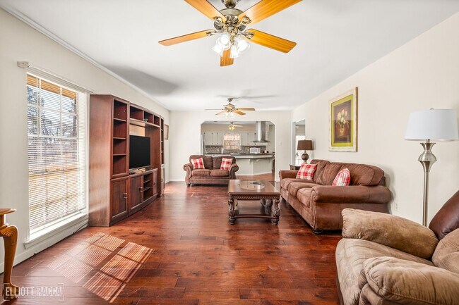 Building Photo - 139 Nantachie Dam