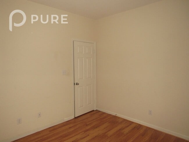 Building Photo - 266 Rocky Ridge Dr