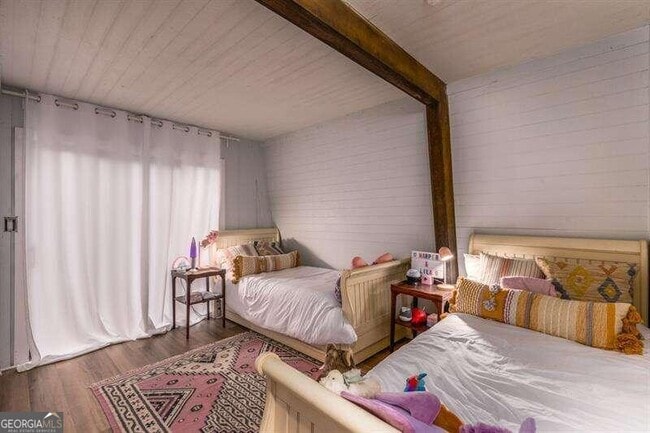 Building Photo - 3200 Rim Cove Dr