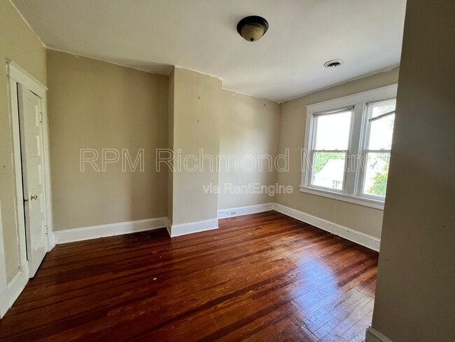 Building Photo - 615 N 37th St