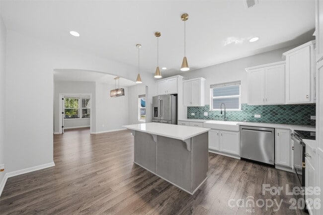 Building Photo - 5041 Mooreland Oaks Way