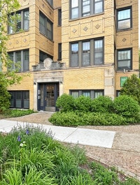 Building Photo - 262-264 S. Marion St. and 1036-1038 Randolph St.