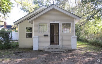 Building Photo - 1817 McMillan St.