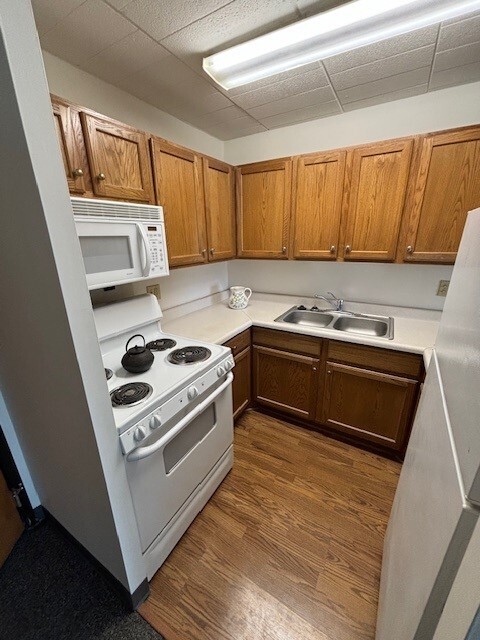 Building Photo - Riverview Terrace Apartments