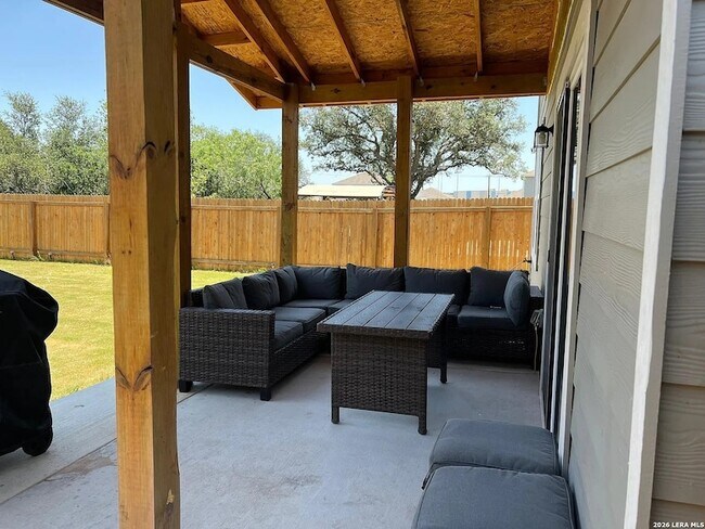 Building Photo - 5428 Rue Girard