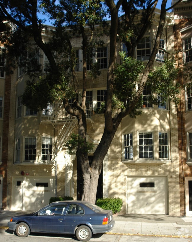 Primary Photo - 2150 Fell St