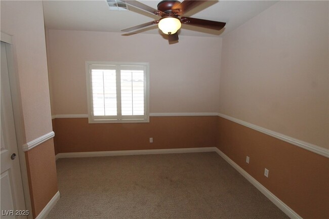 Building Photo - 9528 Victory Garden Ave