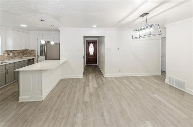 Building Photo - 4302 Glenhaven Dr