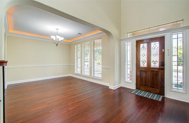 Building Photo - 3730 Arundel Gardens Ln