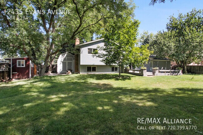 Building Photo - 2435 Evans Ave