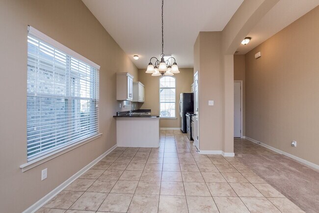 Building Photo - 7879 Ridgedale Dr