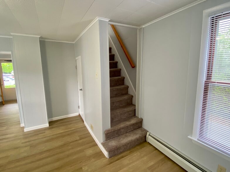 Building Photo - 638 Grier St