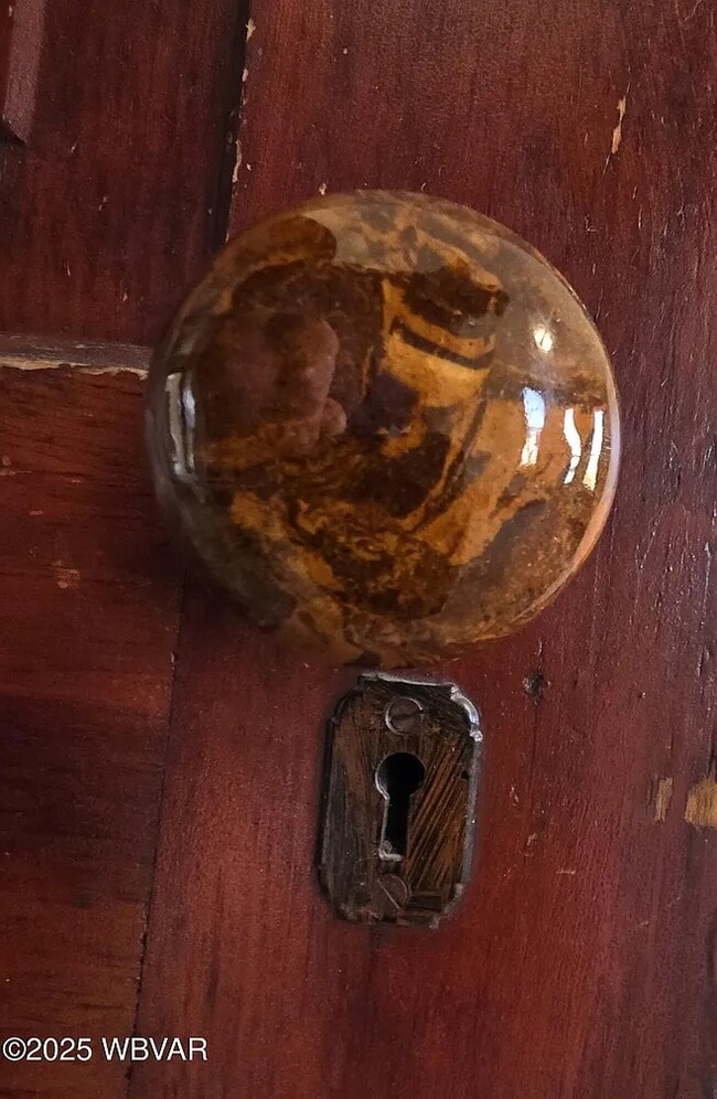 Building Photo - 77 E Houston Ave