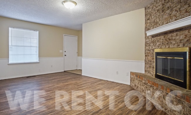 Building Photo - 6415 N Peniel Ave