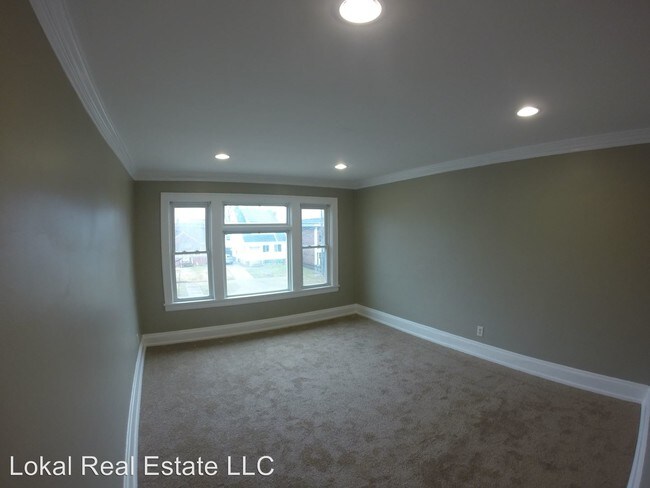 Building Photo - 13940 San Diego Ave