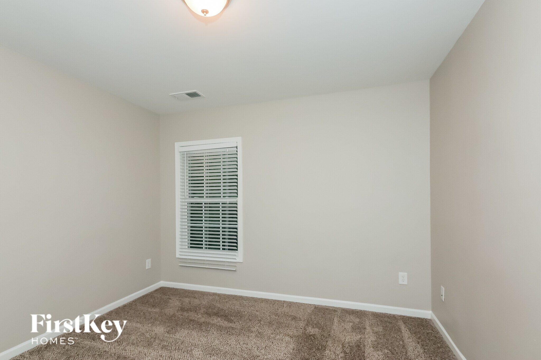 Building Photo - 9827 Jeanette Cir