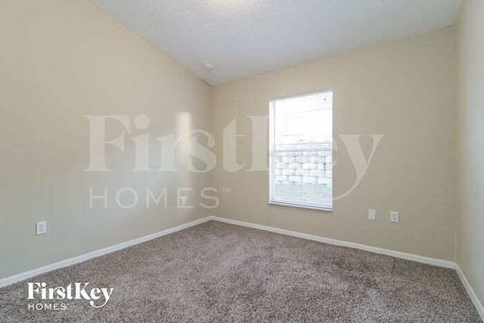 Building Photo - 7439 Little Pond Ct