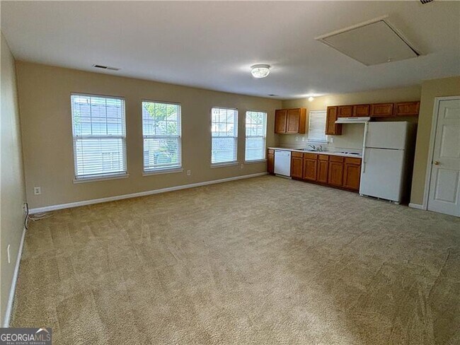 Building Photo - 7888 The Lakes Point