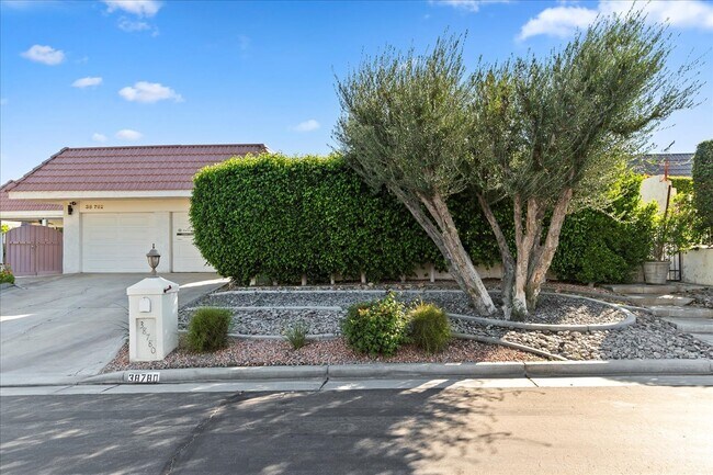 Building Photo - 38780 Tandika Trail N