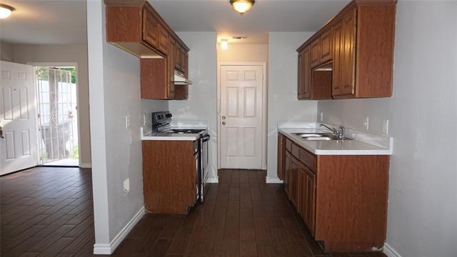 Building Photo - 2113 R. W. Bivens Ln