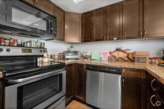 Building Photo - 117 Yacht Club Way