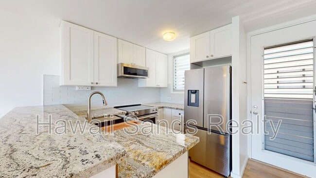 Building Photo - 3121 Pualei Cir