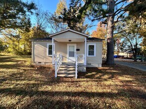 Building Photo - Newly Renovated Home on a Corner Lot