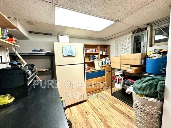 Building Photo - 5011 Miami St