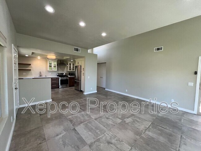 Building Photo - 41737 Armanac Ct