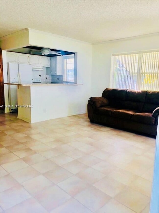 Building Photo - 316 Camden M