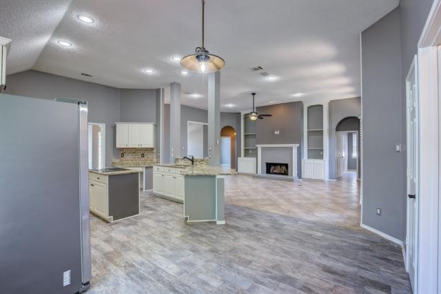 Building Photo - 2627 Bordeaux Dr