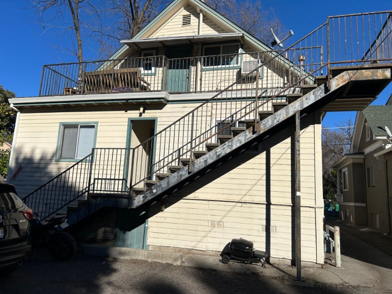 Building Photo - 732 Chestnut St