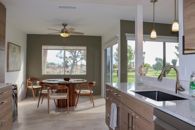 Building Photo - 80100 Palm Cir Dr