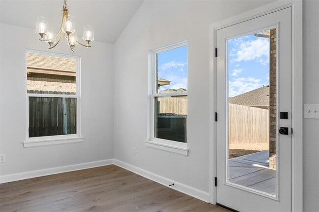 Building Photo - 3400 Piney River Dr