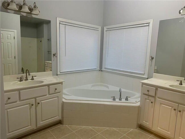 Building Photo - 3609 Morgans Ridge Ct