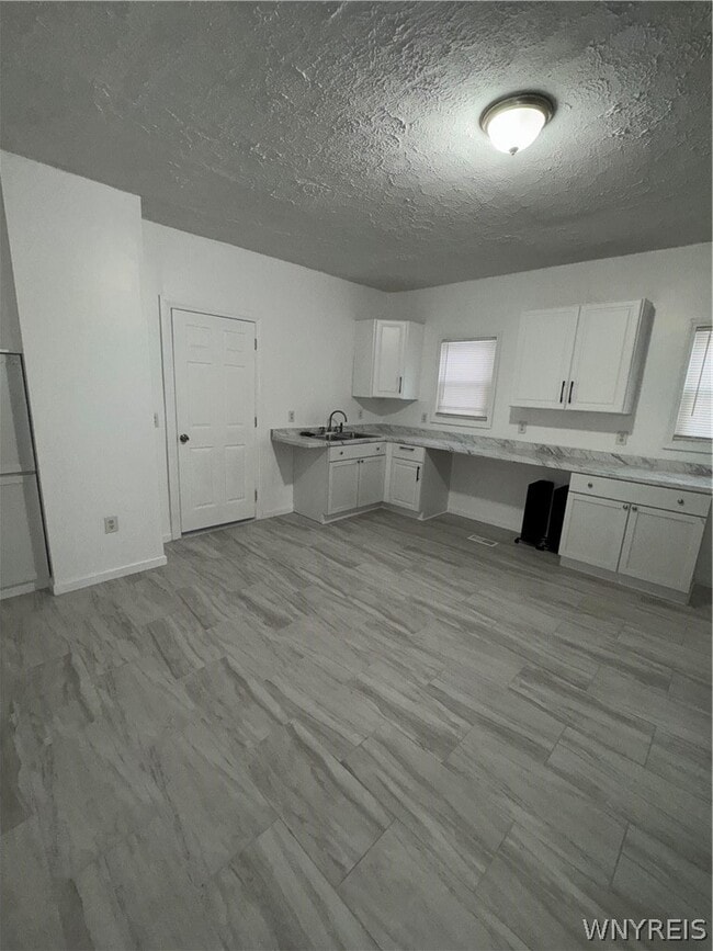 Building Photo - 1312 Ontario Ave