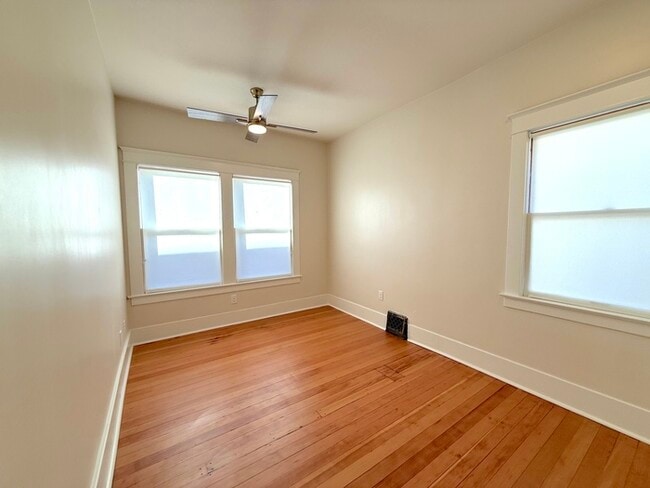 Building Photo - 412 W Roosevelt St