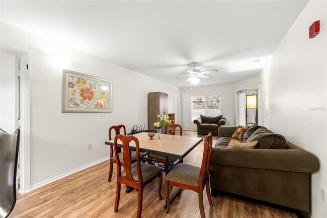 Building Photo - 4000 SW 23rd St