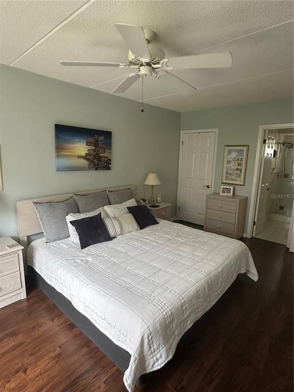 Building Photo - 3802 Gulf of Mexico Dr