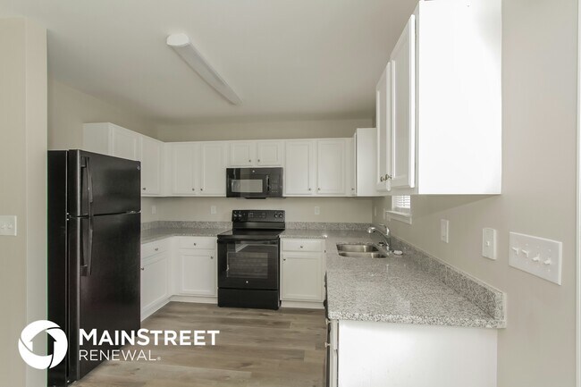 Building Photo - 5627 Henderson Oaks Dr