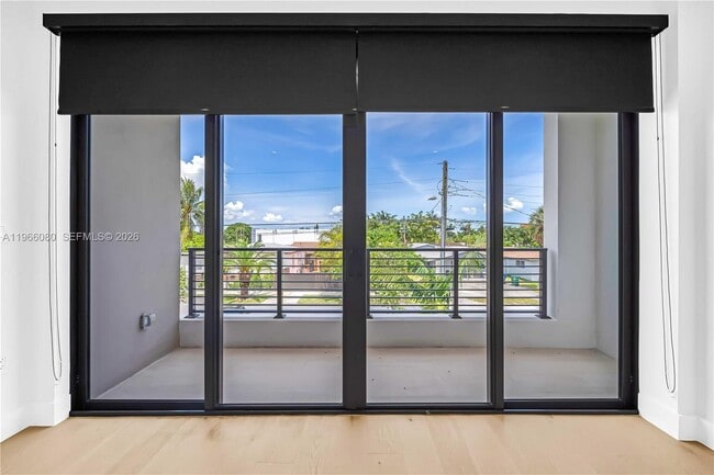 Building Photo - 2710 SW 34th Ave