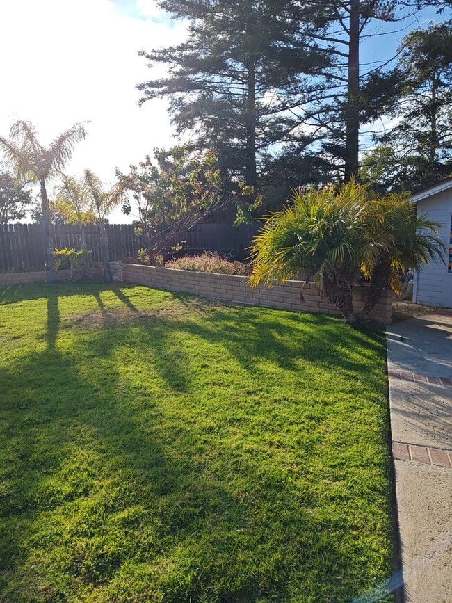 Building Photo - Charming Single-Story Home with Bonus Space & Beautiful Backyard