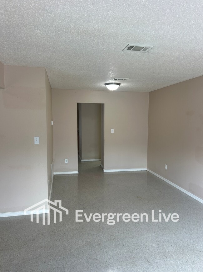 Building Photo - 50 Callan Ct