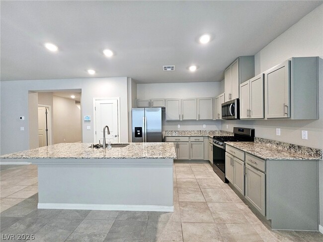 Building Photo - 5409 White Butterfly St