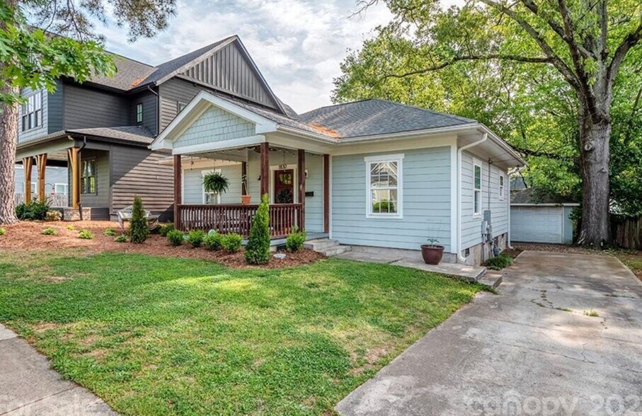 Building Photo - 1832 Pegram St