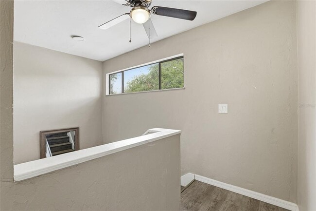 Building Photo - 207 SW 6th Ave