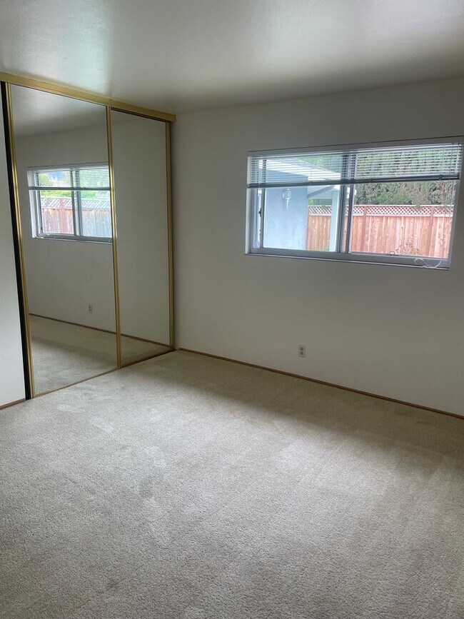 Building Photo - SARATOGA - Spacious Saratoga 3BR/2.5BA Home with Pool, Bonus Room & Beautiful Backyard